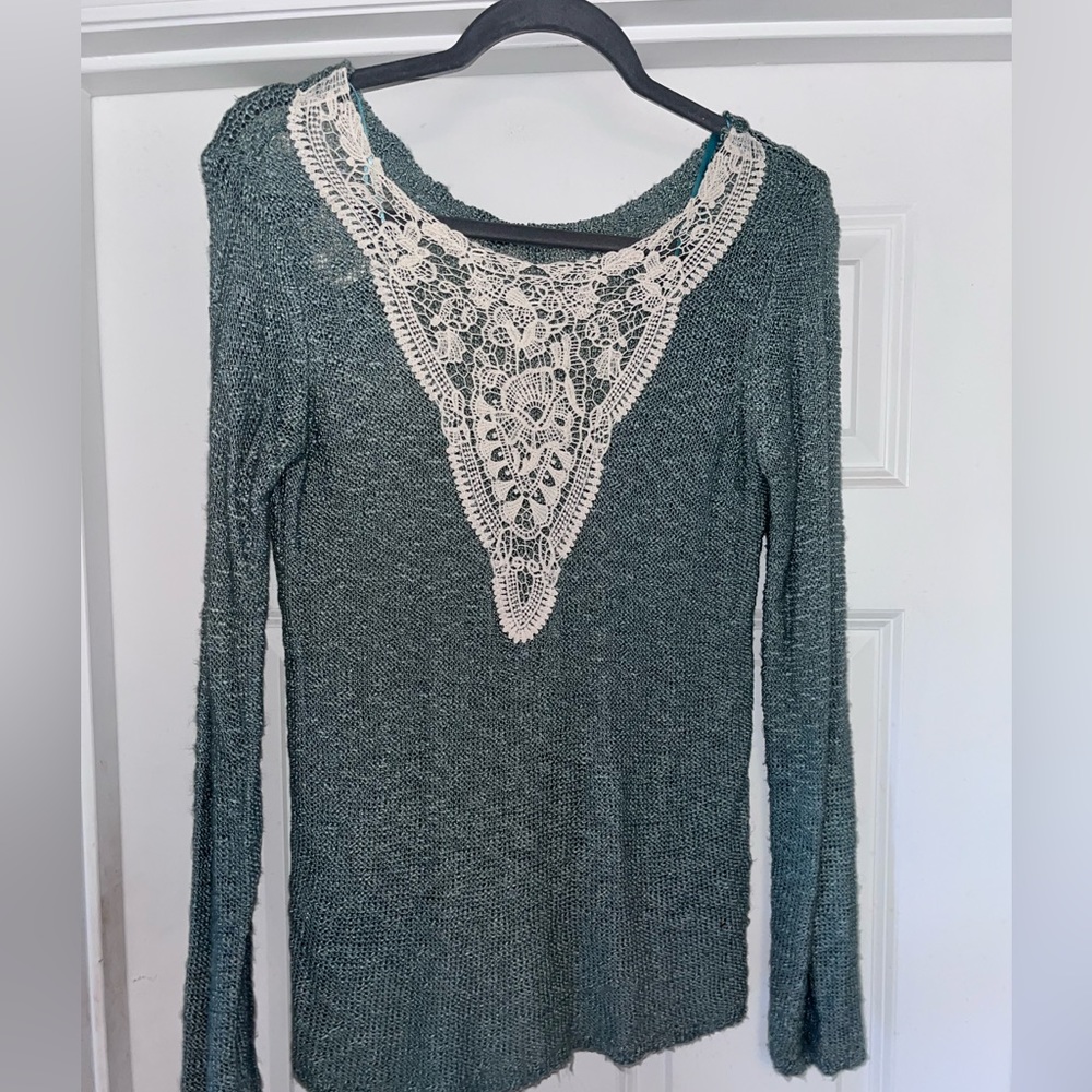 Pink Republic teal sweater with knit design on back